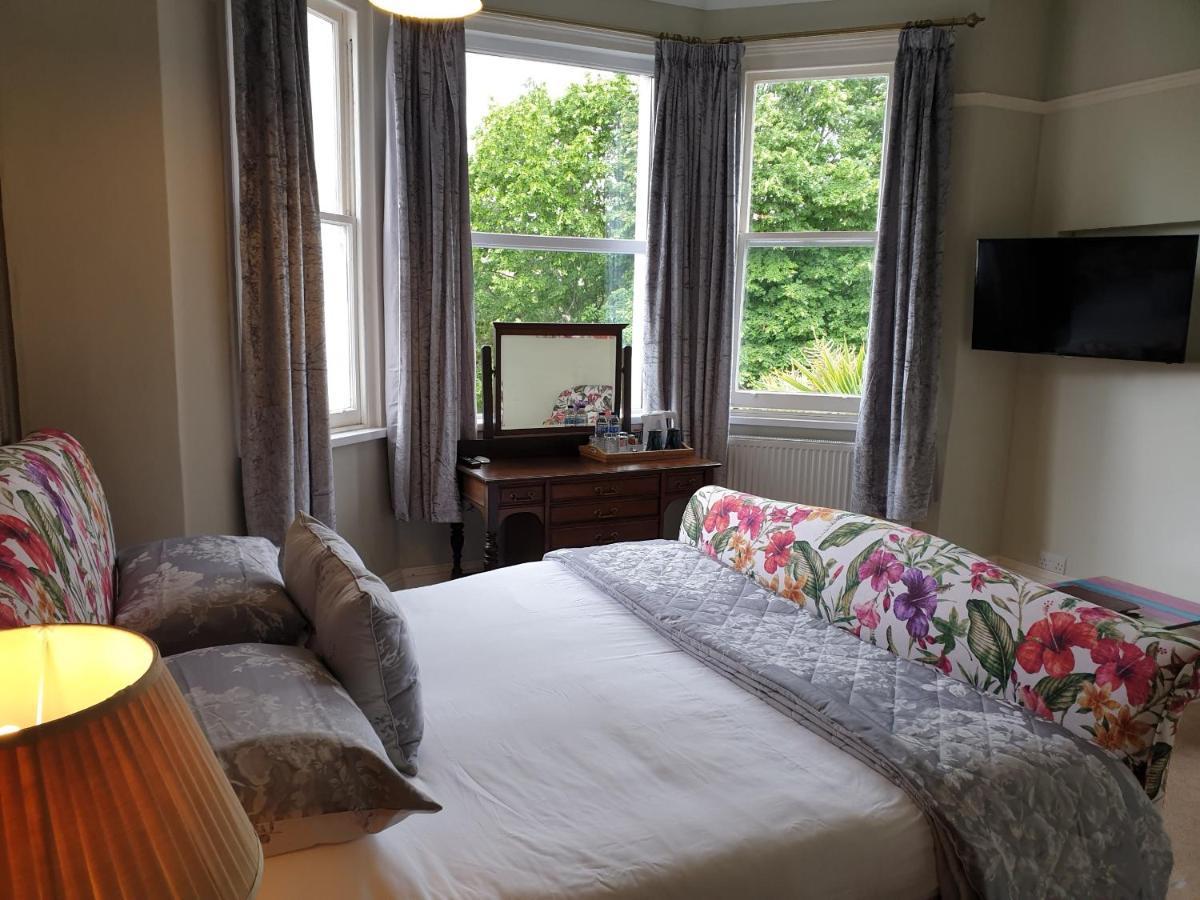 The Brandize Guest House Torquay Rum bild